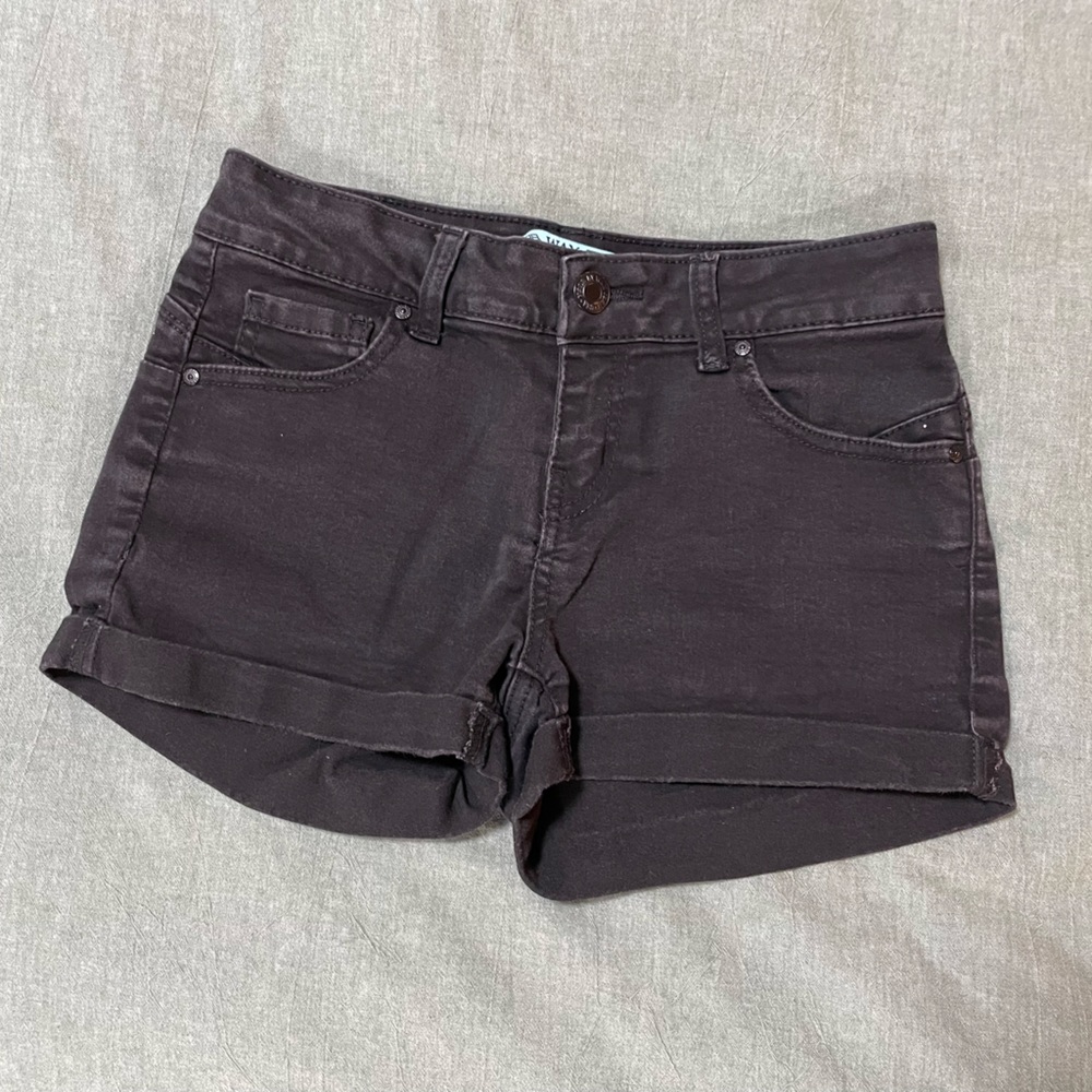 Wax jeans black shorts